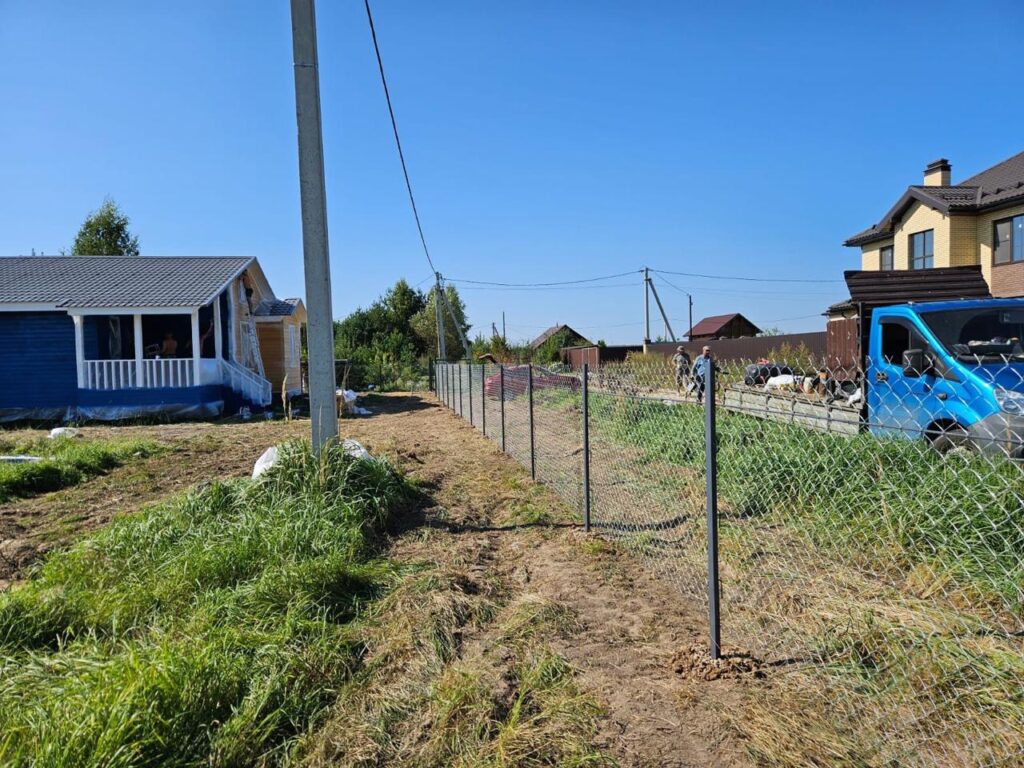 Забор из сетки рабицы в Подольском районе
